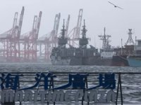 Tayvan'da, yük gemisi 9 kişilik mürettebatıyla battı!