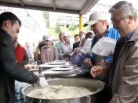 Deniz-Der üyeleri Haliç Tersanesinde pilava kaşık salladı