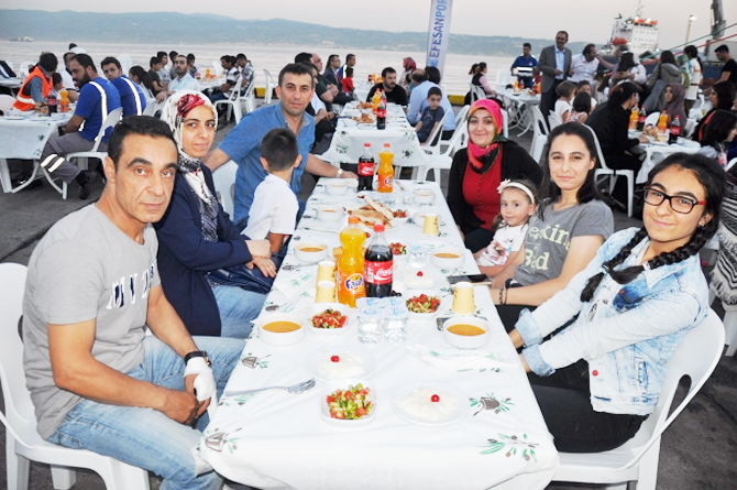 efesan_iftar5.jpg