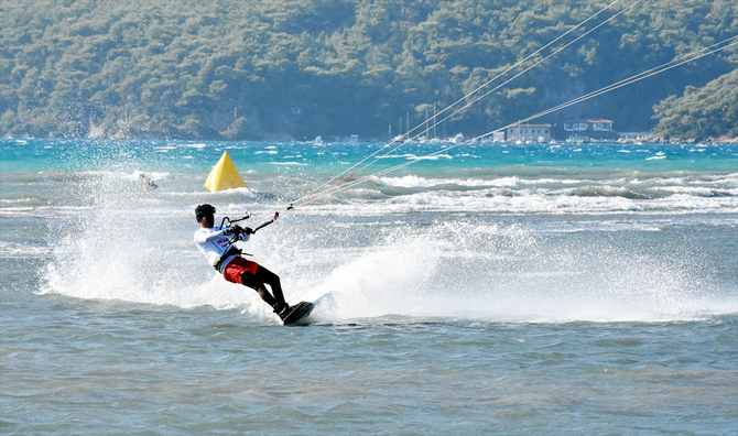 kiteboard_2.jpg