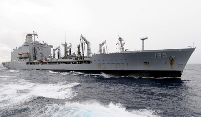 usns-leroy-grumman_2.jpg